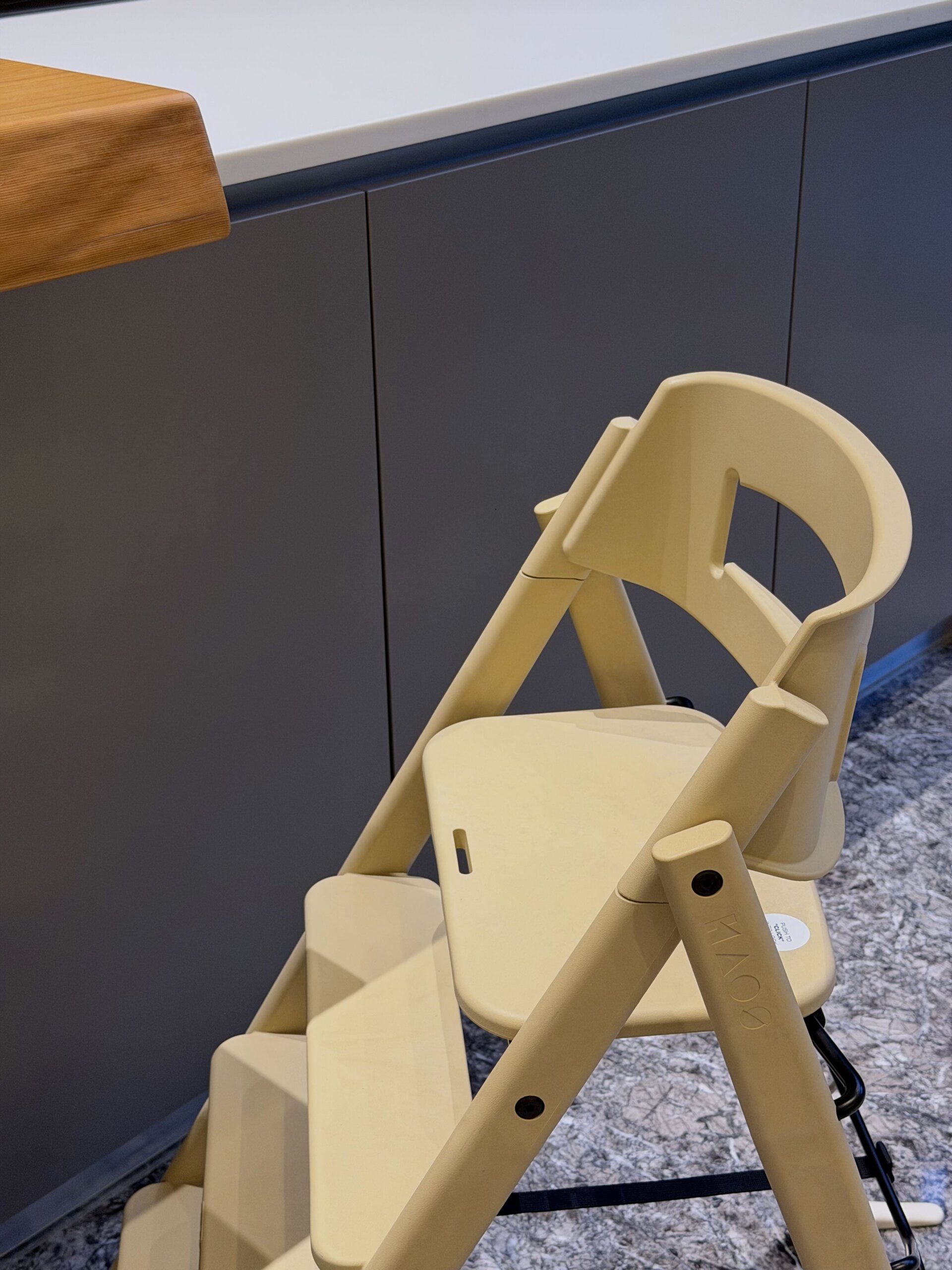 KAOS永續折疊成長椅